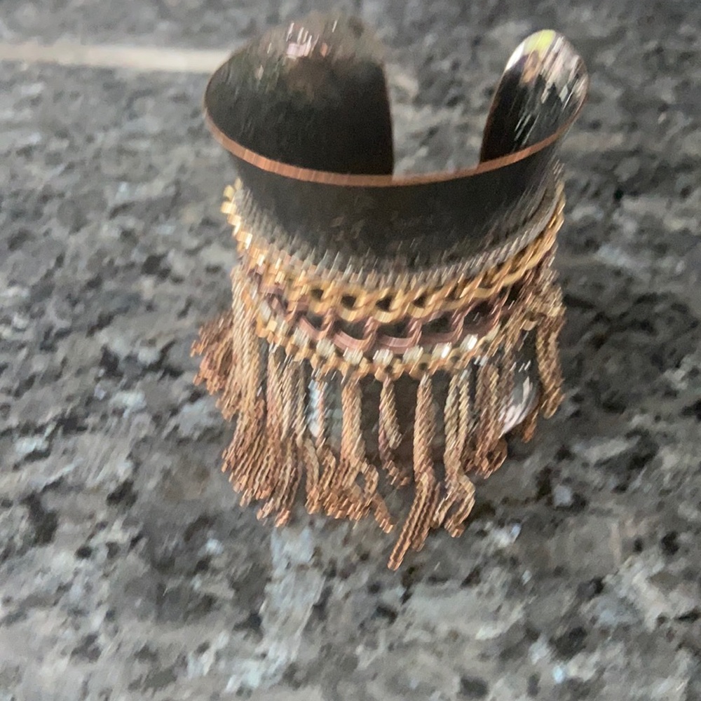 Bracelet
